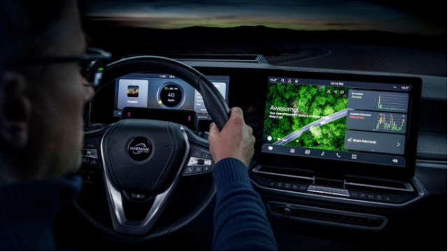 科技晚报 苹果研发一体式芯片，京东与当当达成合作